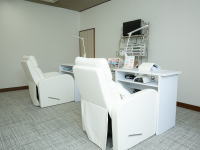 ネイルルーム全体（2席）